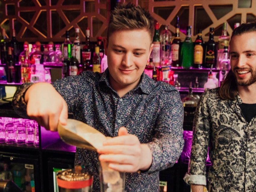 Cocktailkurs in Freiburg - Jetzt mixen lernen