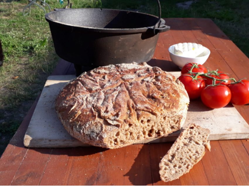 Brotbackkurs im Freien