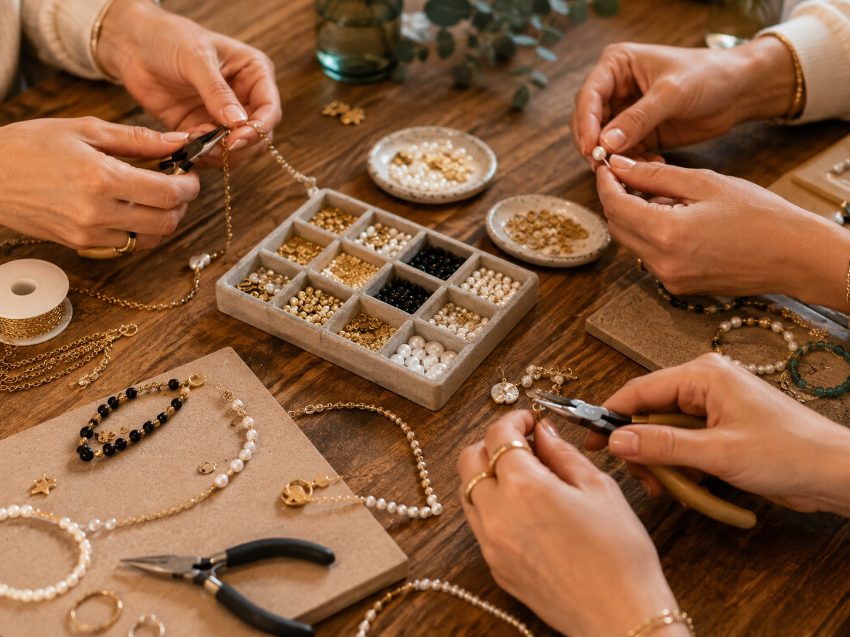 Schmuck Workshop in Bonn - Armbänder, Ohrringe & Ketten