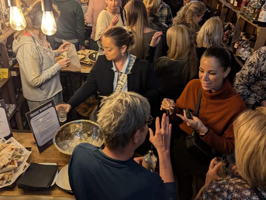 Wein Tasting in Köln – Schwarz Wein mit Geheimstation