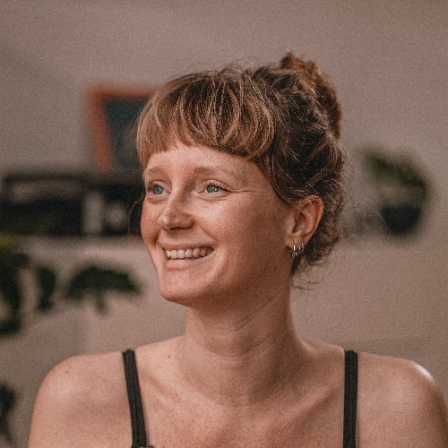 Ella Wayfarer Yoga - auf Triviar